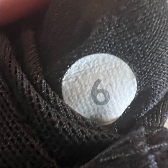 Lululemon Power Y Tank Top Size 6 Marble Tan Gray Black Stretch Athletic - Picture 7 of 7